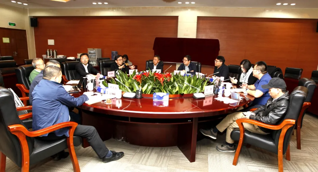 日,中国有线电视网络有限公司副总经理秦䶮龙,政企业务部总经理孙立民