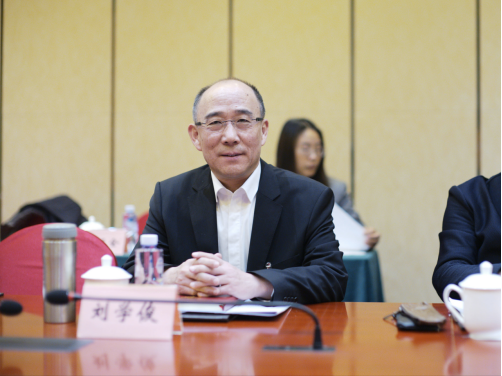 两会代表委员共话：为民解忧打好“双治理”持久战，推动广电优质内容创作创新